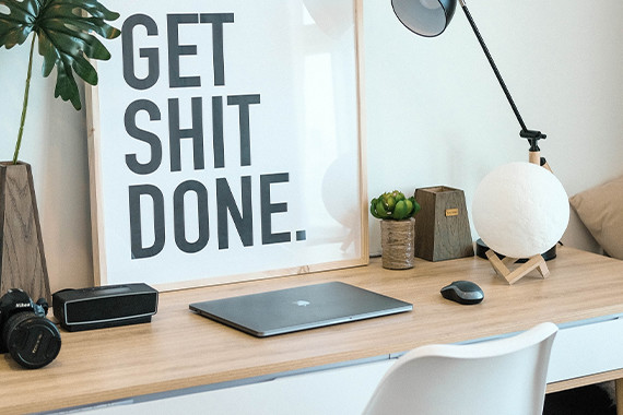 Island kitchen layout